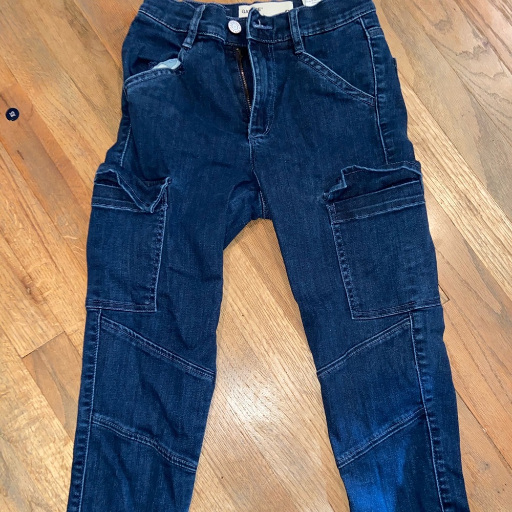 High wasted jeans with pockets